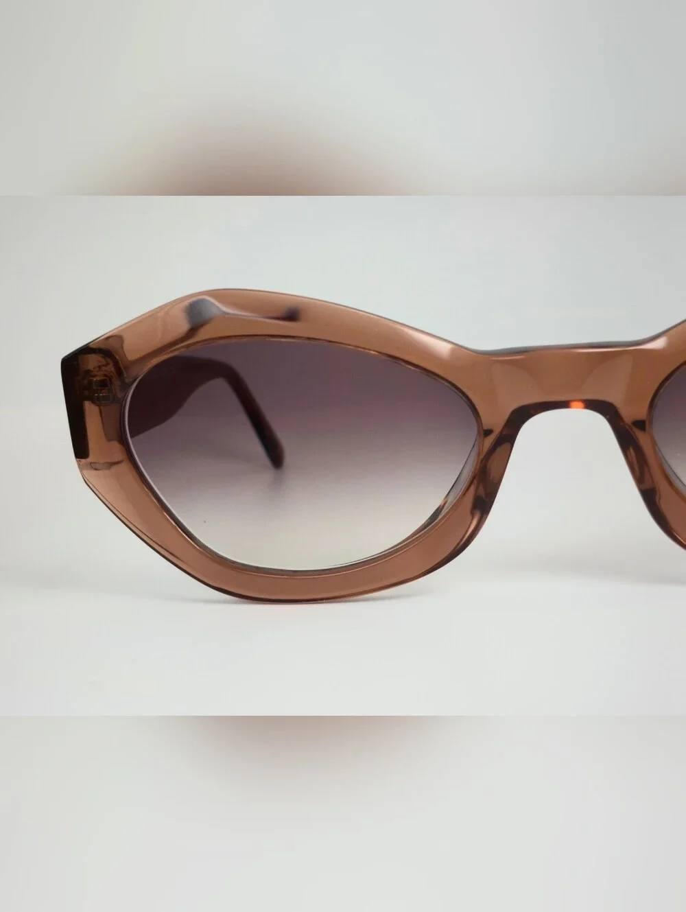 Francois. Smoke pink Cat-Eye Women's Eyewear. Faceted Front.